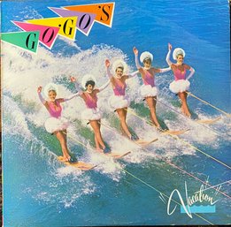 THE GO-GO'S VACATION - 198 VINYL - SP70031 - VERY GOOD CONDITION - W/ Sleeve