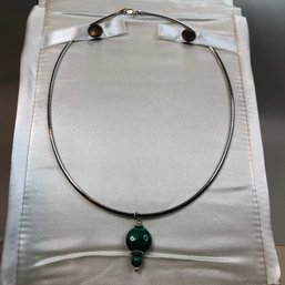 Fabulous All Sterling Silver / 925 Choker Necklace With Sterling Silver And Malachite Pendant - Fabulous