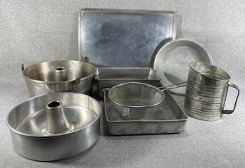 Metal Kitchen Bakeware