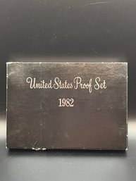 Beautiful 1982 United States Proof Set