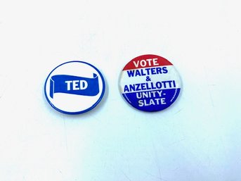 Pairing Of Vintage Political Propaganda Pins/buttons