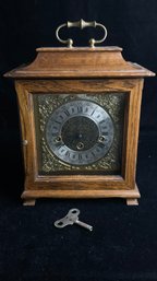 FHS Mantel Wind Up Chime Clock