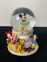 2002 Mickey Mouse Snow Globe