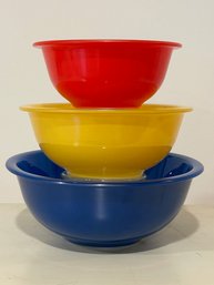 Vintage PYREX Primary Color Line Mixing Bowls With Clear Bottom - Set Of 3