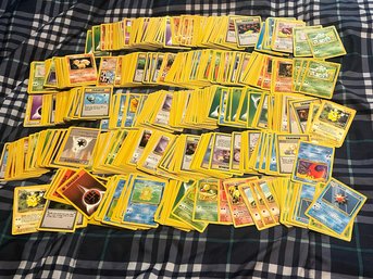 3.2 LB Pound Of Vintage Bulk Pokemon Cards TCG Pikachu Bulbasau Fossil Jungle Base Set