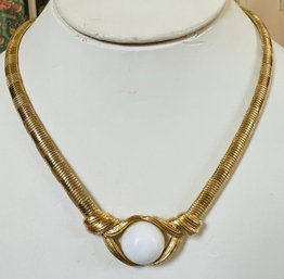 VINTAGE SIGNED TRIFARI GOLD TONE NECKLACE