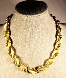 Vintage Gold Tone Leaf Form Necklace Choker Length 14'