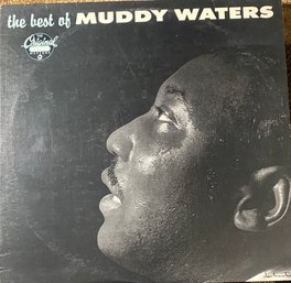 MUDDY WATERS - THE BEST OF - CHESS #CH9255 RECORD VINYL - VERY GOOD CONDITION  (BLUES )