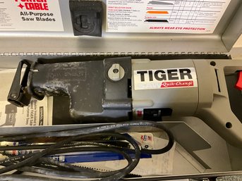 Double Insulated Variable Speed TIGER SAW ~ All-Purpose Saw ~ Porter Cable (A)