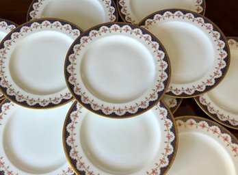 12 Wedgwood China Dinner Plates