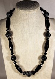 Signed Donna Dressler Black Stone Beaded Necklace 20'