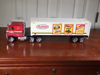 Very Cool NYLINT True Value 18 Wheeler Toy Truck - Ford 8000 - Im Guessing 1970s - 1980s - Great Piece !