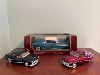 Set Of 3 Die-cast Metal Toy Cars