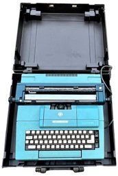 Vintage Smith-Corona Vantage Typewriter