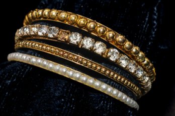 4 Beautiful Bangle Fashion Bracelet