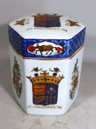 Porcelain Lidded Box Having Armorial Crest