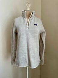 Patagonia Ladies Quarter Zip, Size M