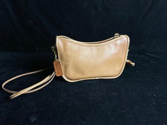 Vintage Coach Leather Swinger Bag