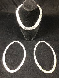 Set If Metal Necklaces