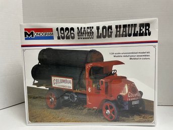 Monogram,1926 Mack Bulldog Log Hauler. 1/24 Scale Model Kit (#116)
