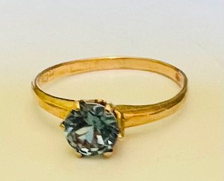 VINTAGE DAINTY 10K GOLD BLUE GEMSTONE RING