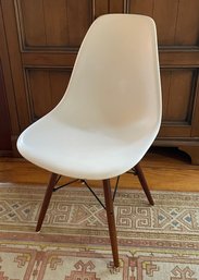 Modern Style Chair - White Plastic With Wooden Legs