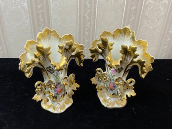 2 Piece Vintage Ceramic Mantel Fan Shaped Vase