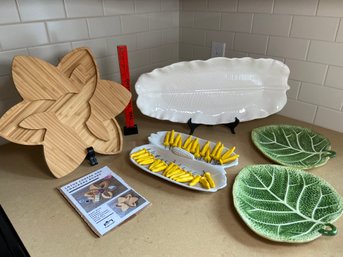 Faircraft Lotus Cheese And Crackers Board Ceramic Leaf Shaped Serving Plates & Platter Corn On The Cob Dish