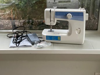 Brother Model LS- 2125i Sewing Machine