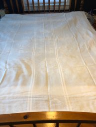 4 Tablecloths, Very Good Condition