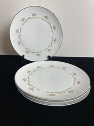 Style House Fine China Plate Set