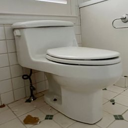 An American Standard One Piece Toilet  - Bath 2 (1 Of 2)