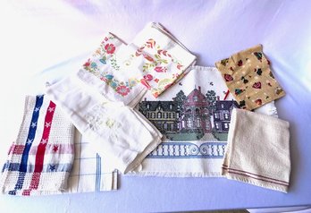Grouping Of Vintage To Now Kitchen Towels & Assorted Linens