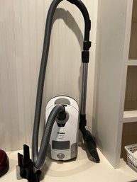 A Miele Vacuum - SCAE0