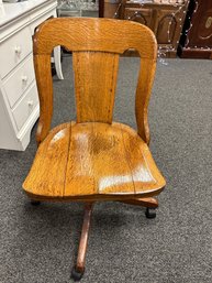 Great Antique Oak Chair By Globe-Wernicke Co. New York