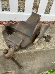 C Parker Meriden Conn Bench Clamp / Vise