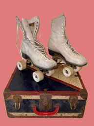 Antique Ladies Size 8 Leather Hyde Roller Skates In Antique Metal Carrying Case - Circa 1914