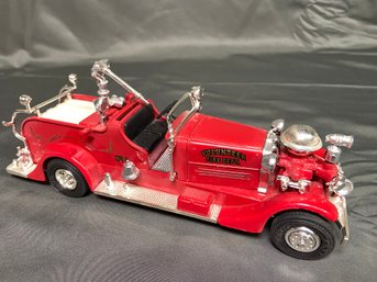 Ertl 1937 Ahrens-Fox Model MT Firetruck Toy 9'