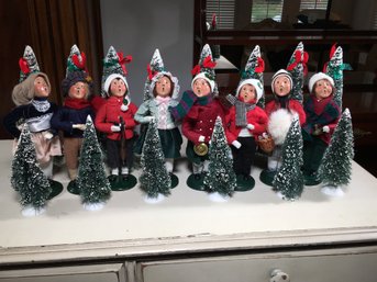 Just In Time For The Holidays - 8 BYER'S CHOICE Figures - THE CAROLERS - From 1994 & 1998 - PLUS 15 T322q