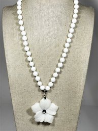 Designer White Necklace Having Alabaster Flower By Masha Of Sweden