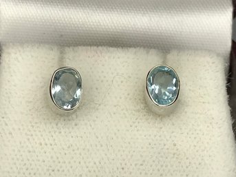 Very Pretty - 925 / Sterling Silver Oval Earrings With Pale Blue Faceted Topaz - Just Polished - Brand New