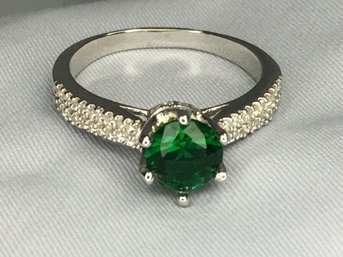 Fabulous Brand New Sterling Silver / 925 Ring With Emerald And Channel Set Sparkling White Zircons- Wow !