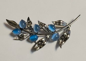 VINTAGE SIGNED W.E. RICHARDS STERLING SILVER BLUE MOON STONE BROOCH