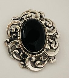 VINTAGE DANECRAFT STERLING SILVER ONYX BROOCH