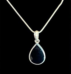 Beautiful Vintage Sterling Silver Onyx Teardrop Pendant On Italian Sterling Silver Chain