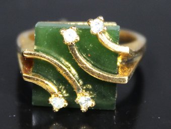 Vintage 1970s Gold Tone Genuine Jade Costume Ring Size 7.5