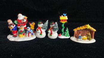 Department 56 Snow Village Accessories With Boxes Lot 2