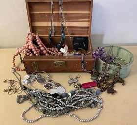 Nice Costume Jewelry Lot In Box ~ Necklaces, Ring,  Bracelets & More ~ (A)