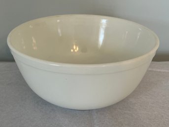 Pyrex 403 White Bowl