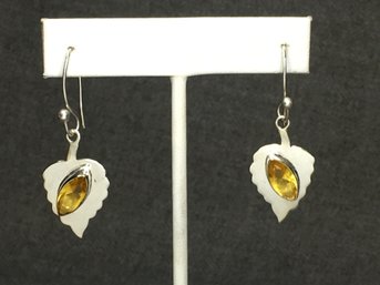 Very Pretty Brand New 925 / Sterling & Yellow Topaz Earrings - Very Delicate Leaf Form - Very Pretty Poue